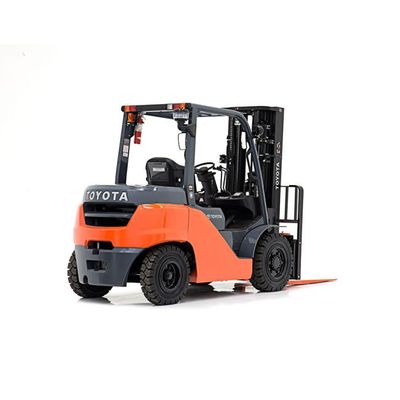 8,000 lb forklift for rent in Dallas-Fort Worth